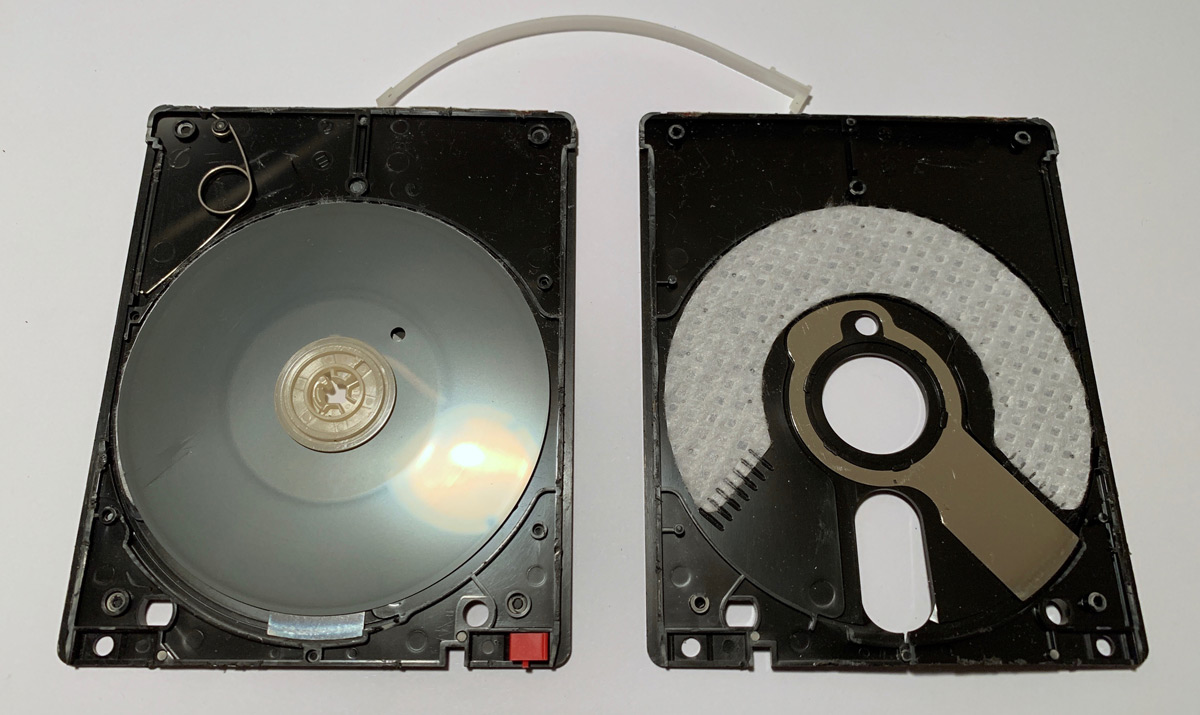 Internal view of CF floppy